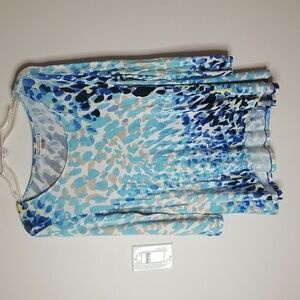 Dana Buchman pullover scoopneck animal print top